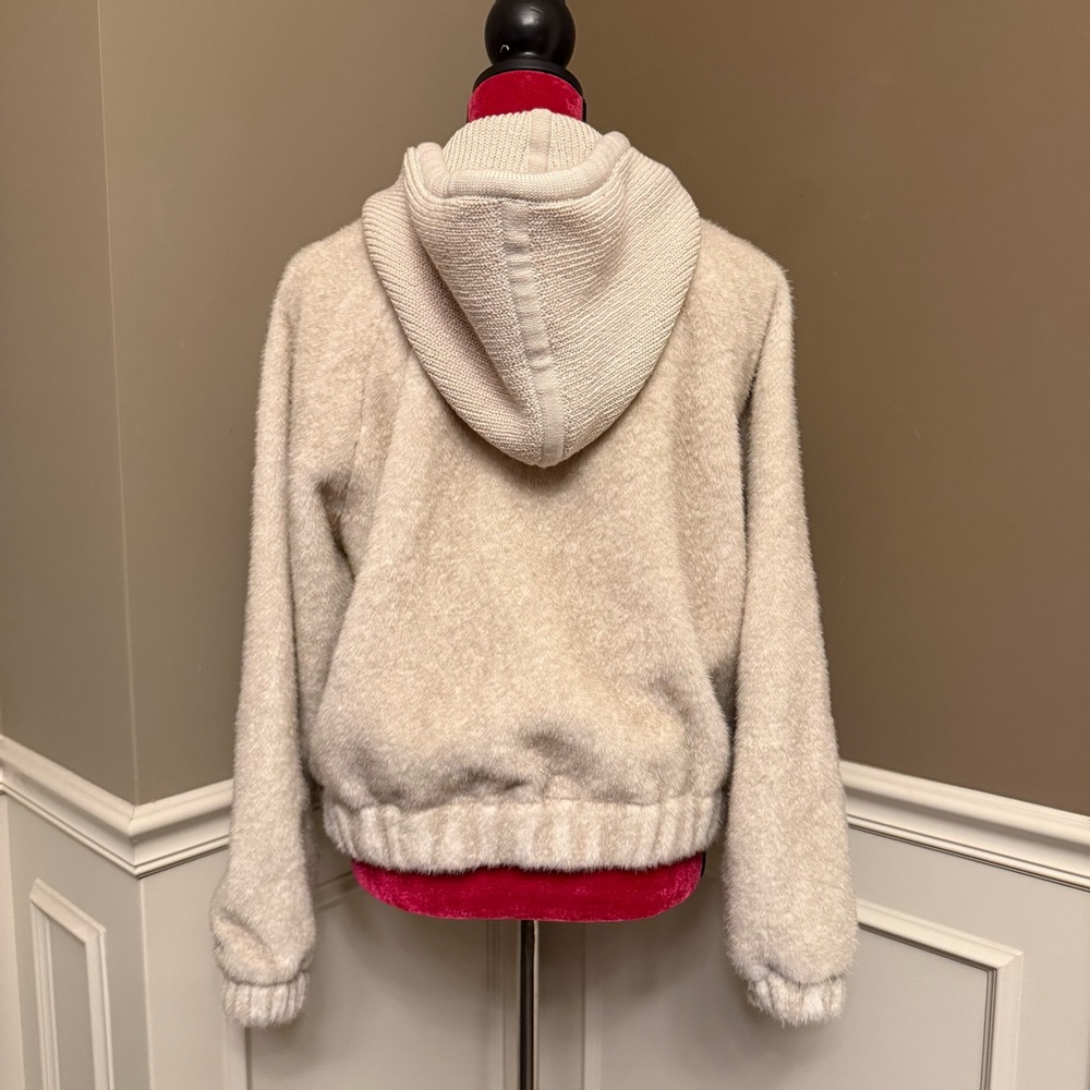 Detroit Lions Faux Fur Jacket with Hood - Picture 5 of 10
